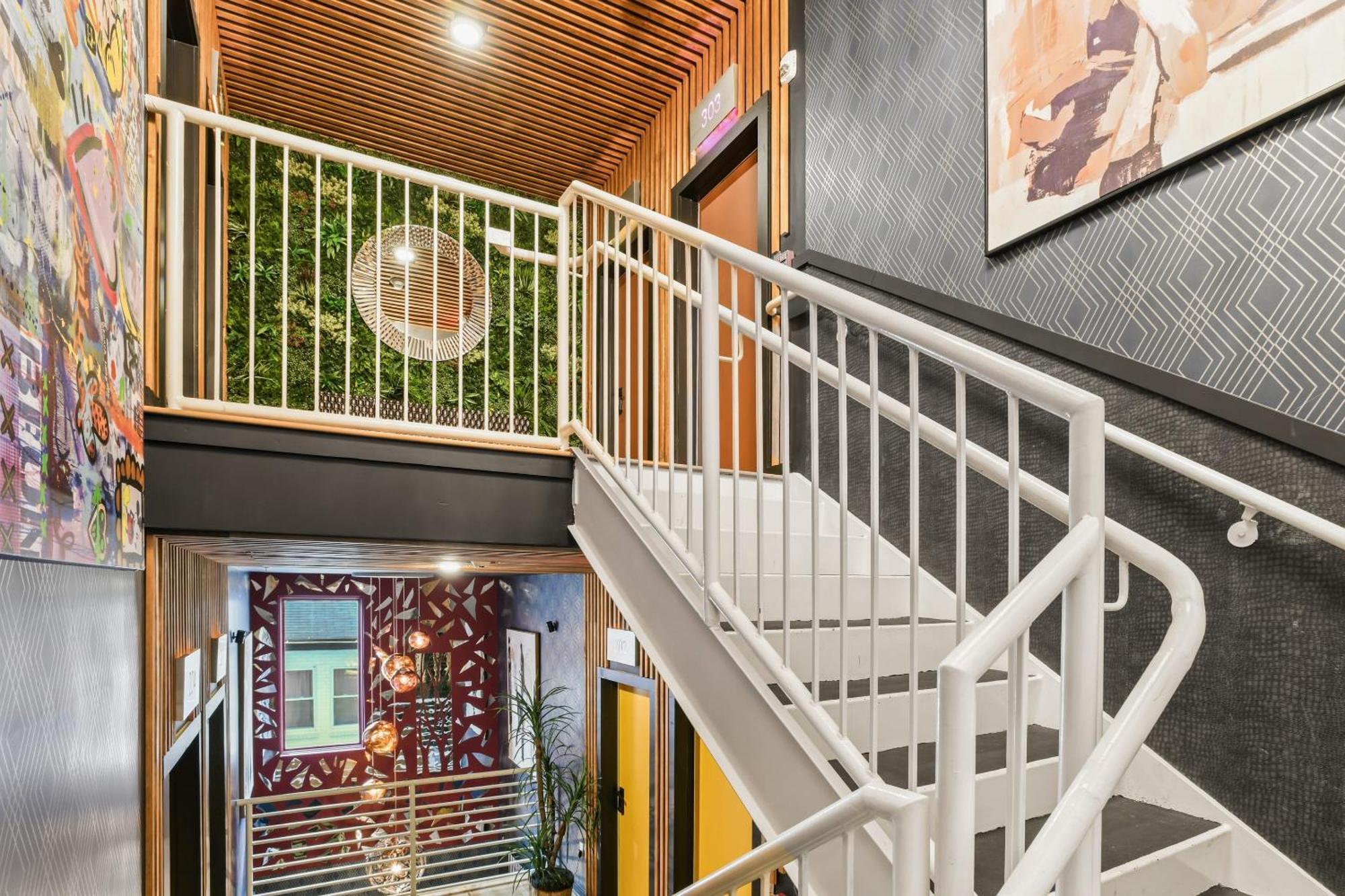 Stupendous Heart Of Piedmont Park Two Story Loft Apartment Atlanta Bagian luar foto