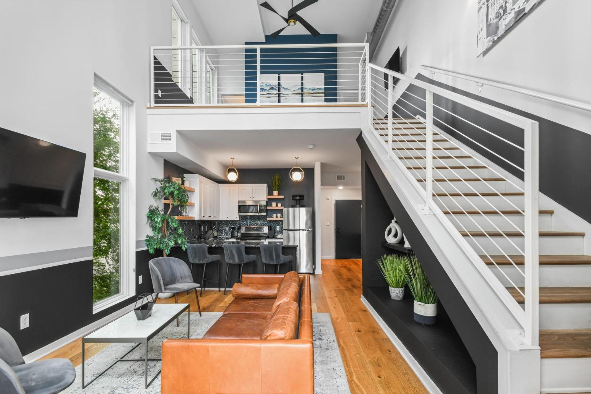 Stupendous Heart Of Piedmont Park Two Story Loft Apartment Atlanta Bagian luar foto