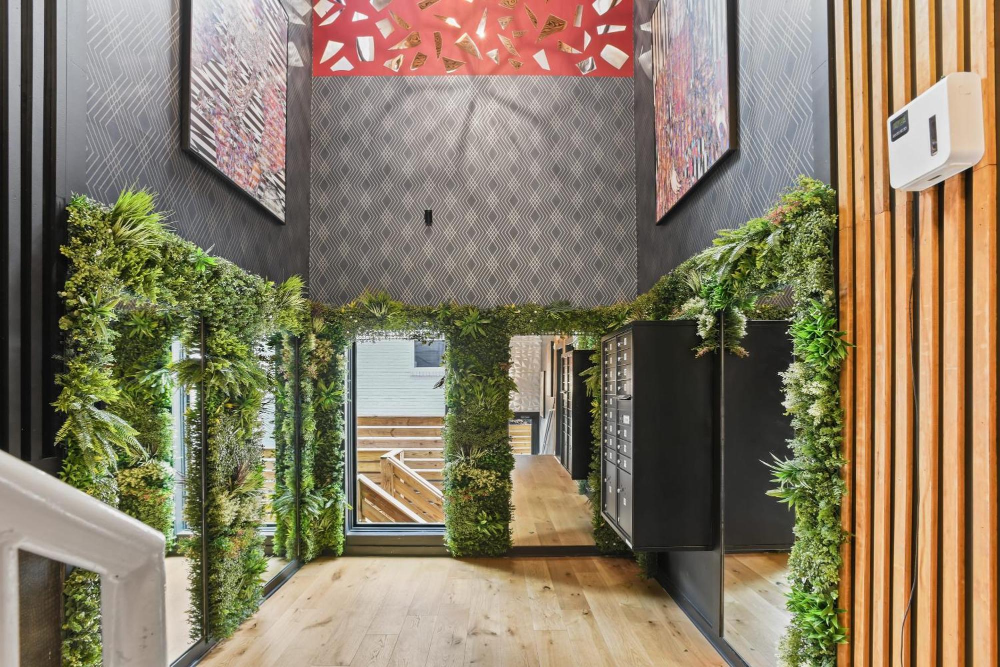 Stupendous Heart Of Piedmont Park Two Story Loft Apartment Atlanta Bagian luar foto